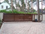 Liugvärav puitlaudisega Liugvärav puitlaudisega