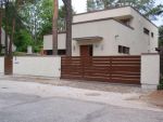 Liugvärav puitlaudisega Liugvärav puitlaudisega